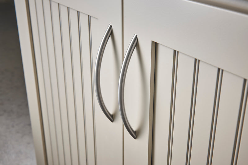 Top Knobs Solid Bowed Pulls